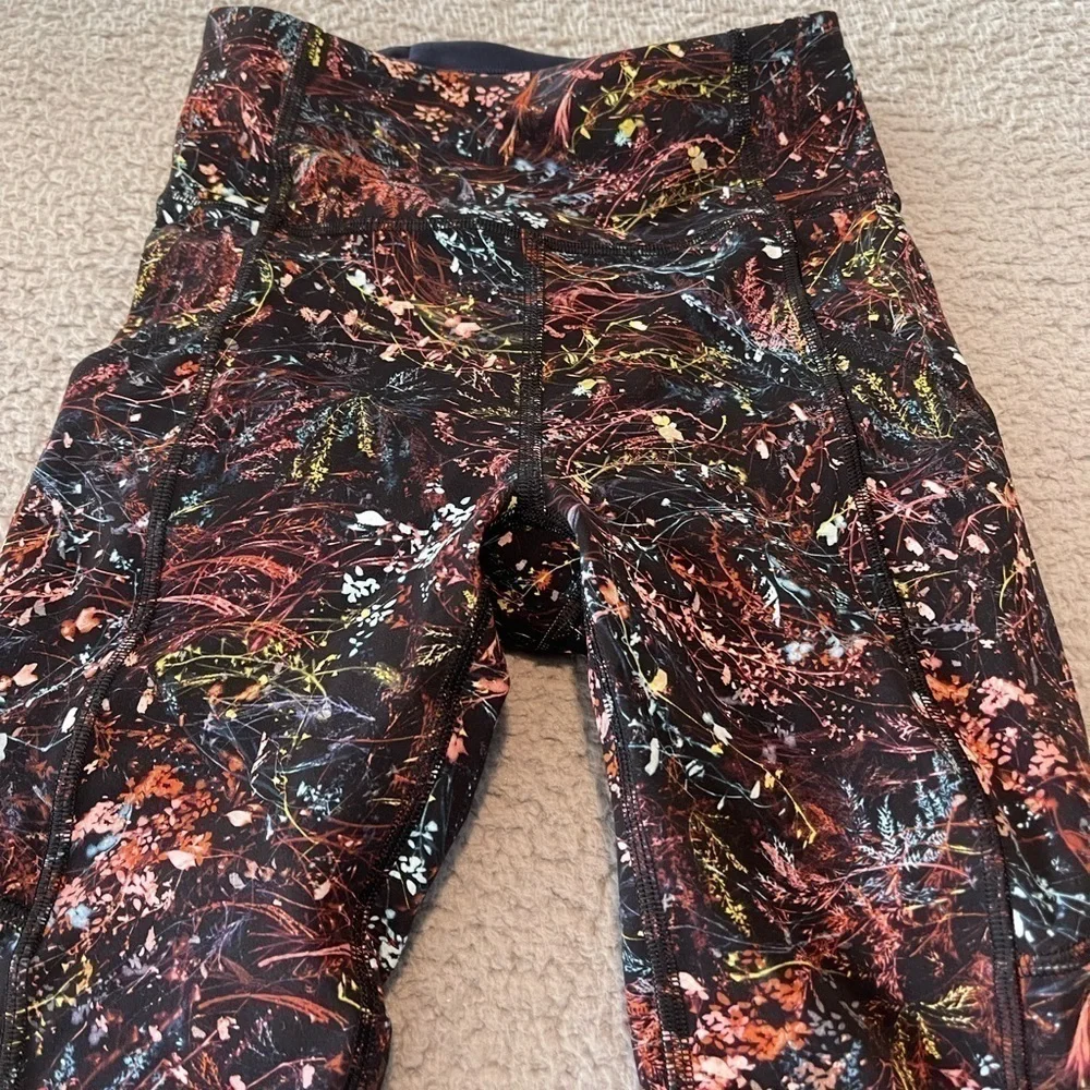 Lululemon Women's Size 2 Invigorate High-Rise Tight 25